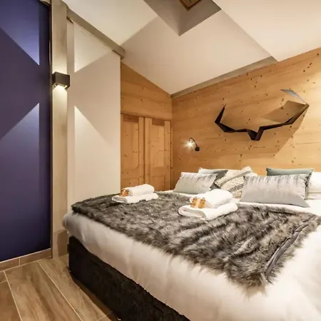 Vakantiehuis Luxurious In *